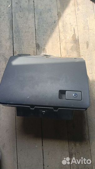 Бардачок Volkswagen Passat, Пассат б7 цц б6