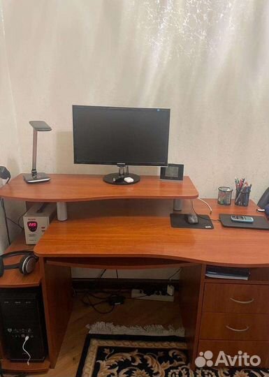 Компьютерный стол со шкафом бу