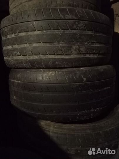 Toyo Proxes T1 Sport 275/45 R21