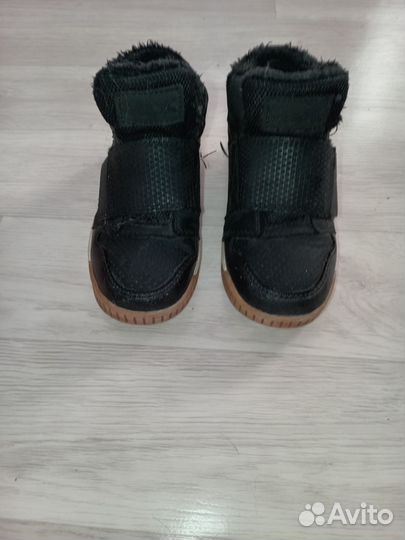Ботинки демисезонные для мальчика 27 размера