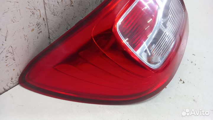 Фонарь задний левый Renault Logan 2
