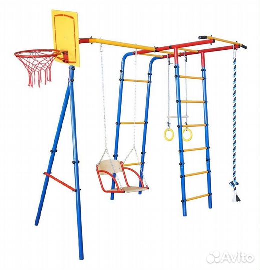 Уличная спортивная площадка