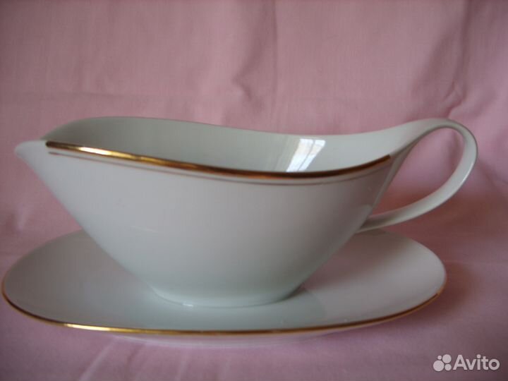 Соусник фарфор Чехословакия