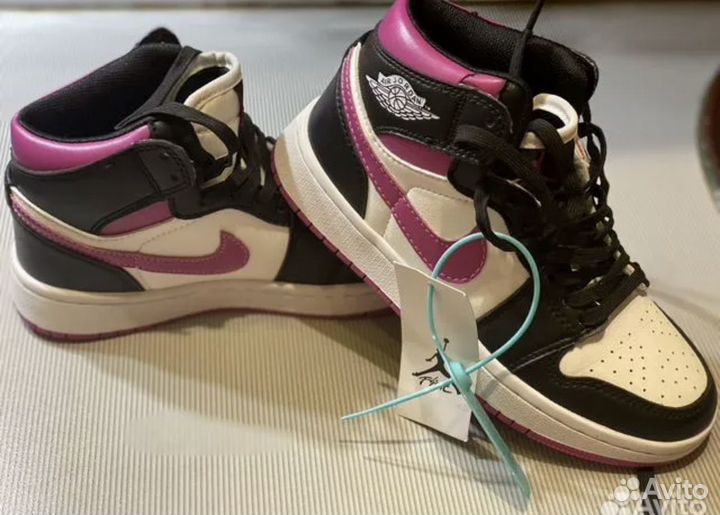 Кроссовки nike