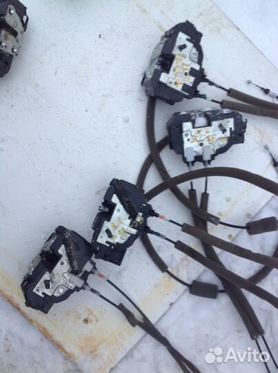 Замок двери Nissan X-Trail Т 32