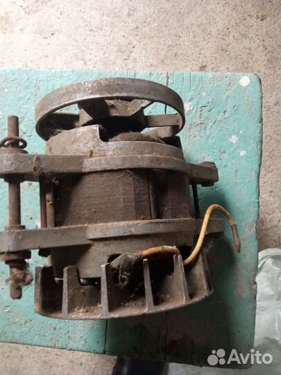 Электродвигатель СССР для стиральной машины(наждак