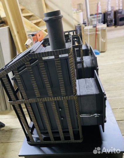 Чугунная печь Гроза в сетке 18(М)