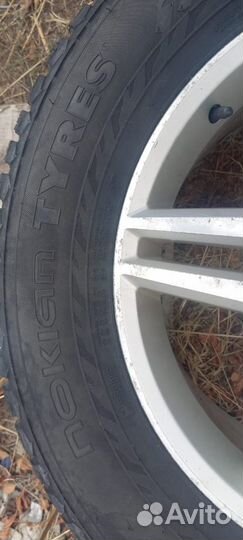 Комплект колес Nokian Tyres 275/55 R19