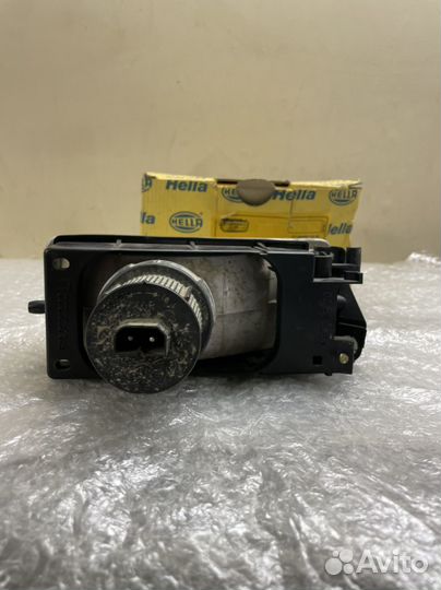 Правая противотуманная фара hella оригинал Bmw E36