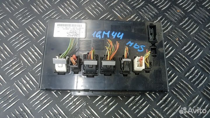 Блок задний SAM на Mercedes ML GL 164