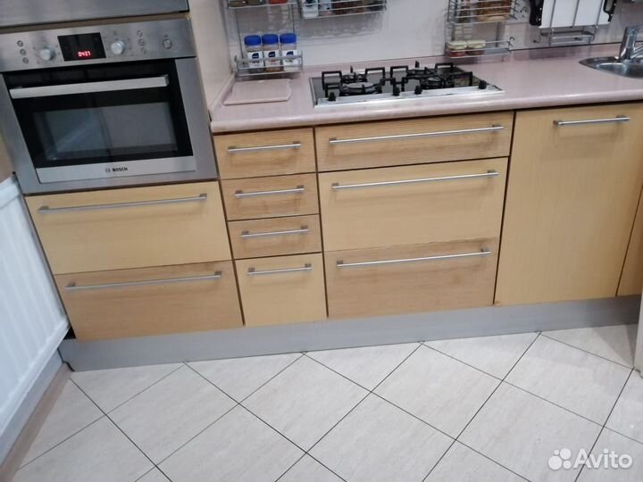 Реконструкция кухни / замена фасадов, столешницы