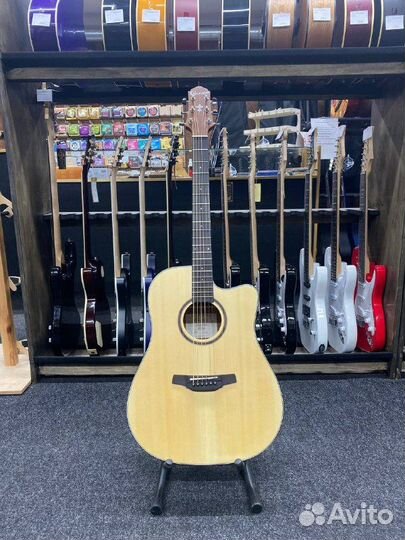 Гитара электроакустическая