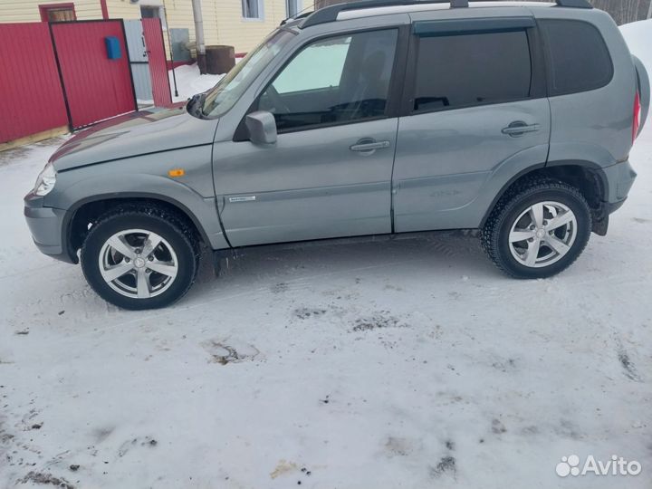 Chevrolet Niva 1.7 МТ, 2011, 195 000 км