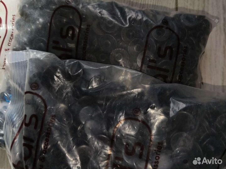 Кнопки металлические