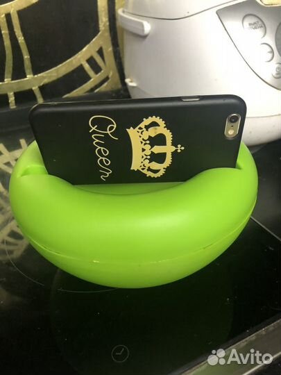 Подставка под телефон и бутербродница