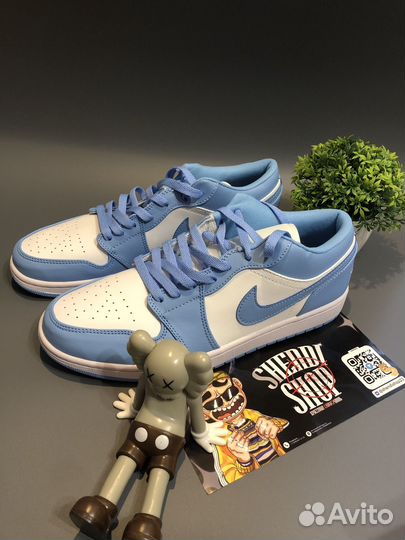 Nike Air Jordan 1 Low Unc University Blue White