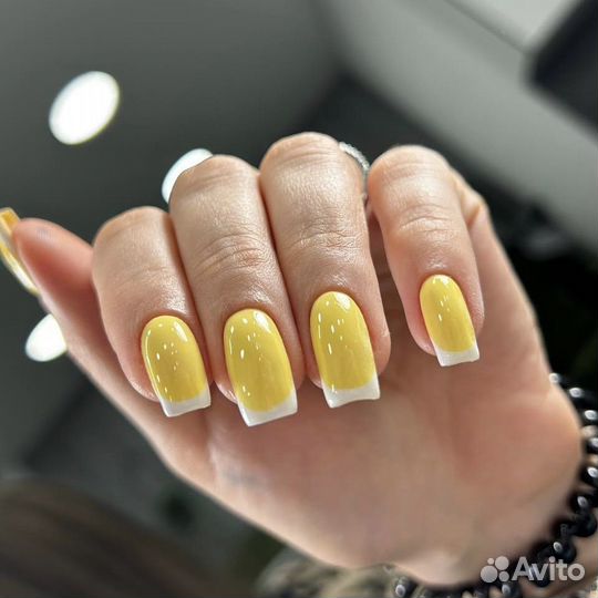 Маникюр бесплатно