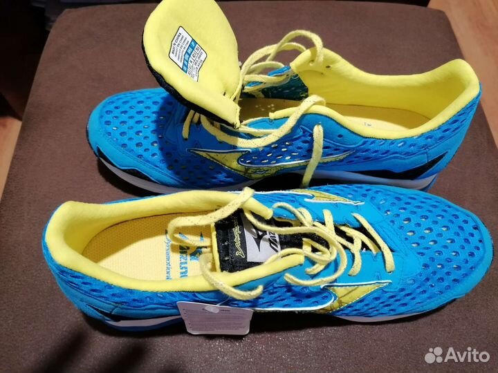 Кроссовки (марафонки) mizuno
