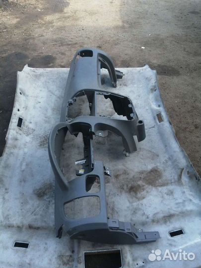 Торпедо панель приборов Hyundai Accent