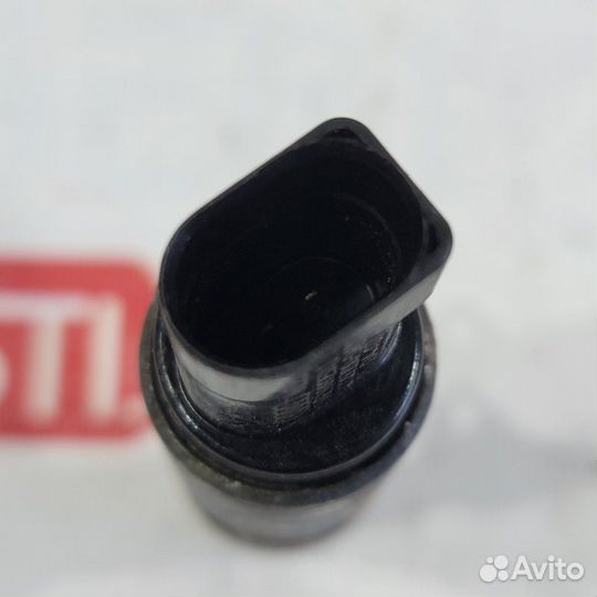 Клапан электромагнитного изменения фаз грм Audi Q7