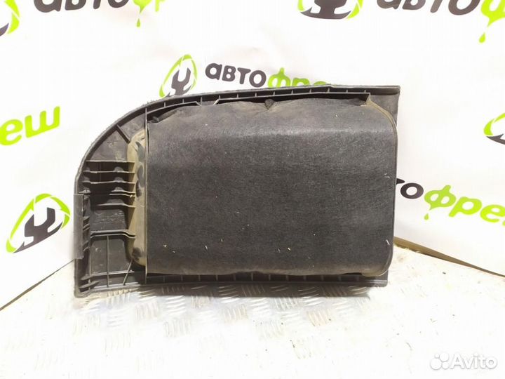 Обшивка багажника левая Bmw X3 e83 2004-2010