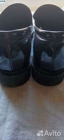 Лаковая обувь