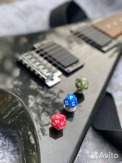 Кастомная электрогитара