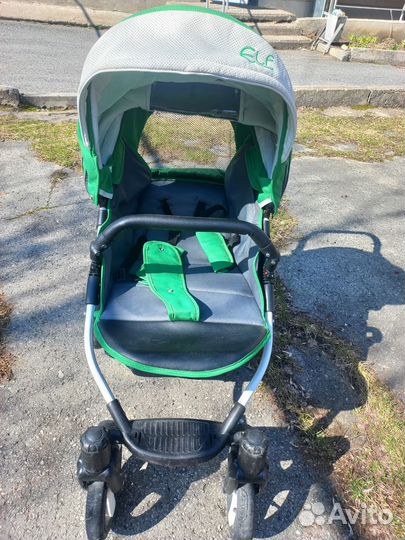 Прогулочная коляска с надувными колесами