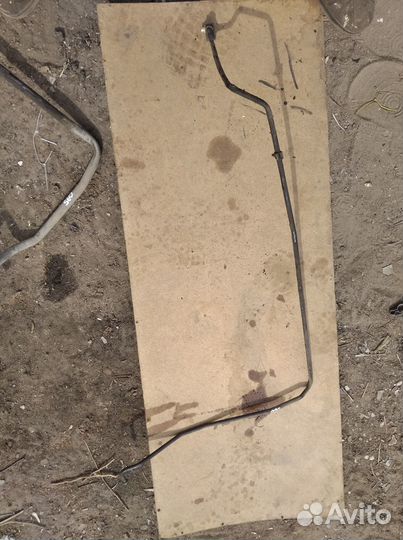 Трубка кондиционера Вольво S60 1. 2.4