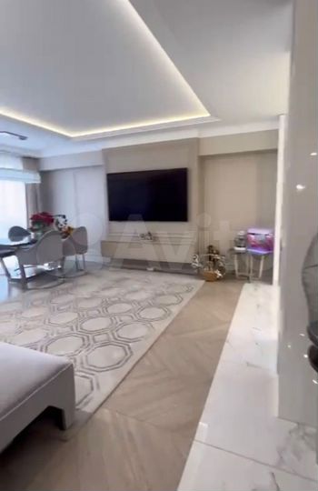 2-к. квартира, 88 м², 9/13 эт.