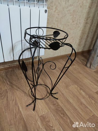 Подставка для цветов