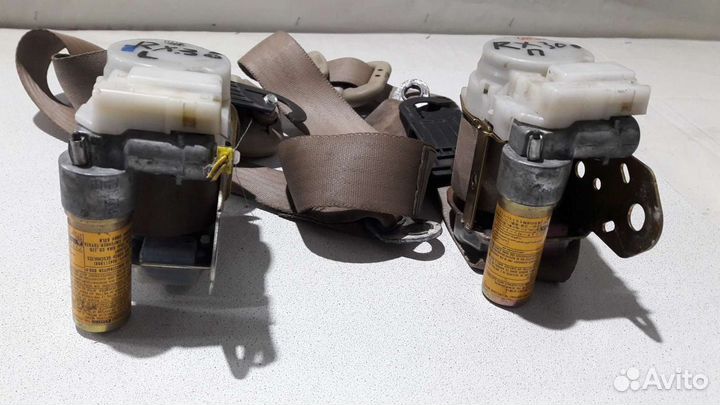 Ремень безопасности перед. Lexus RX 300 R/L