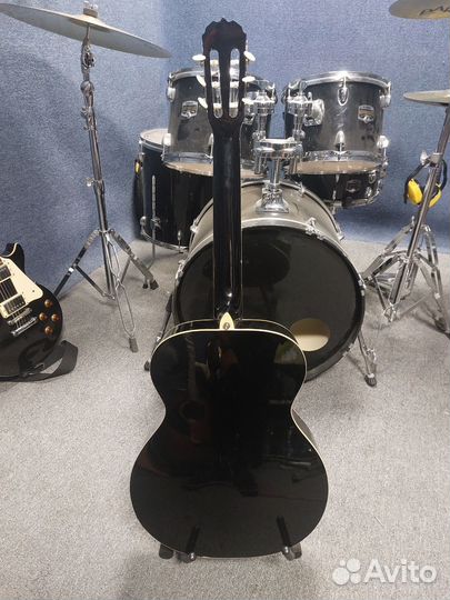 Классическая электроакустическая гитара Emio