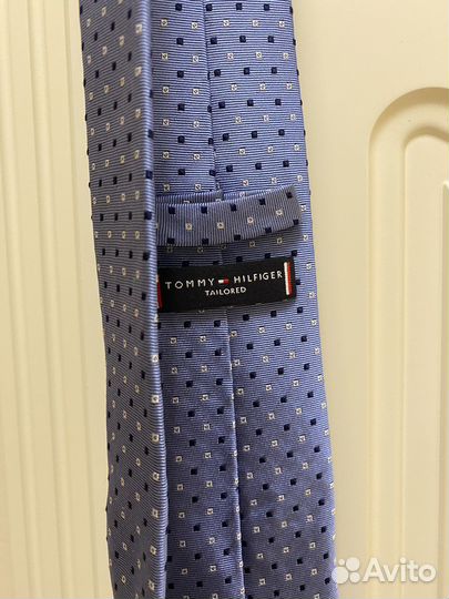 Галстук Tommy Hilfiger, почти новый