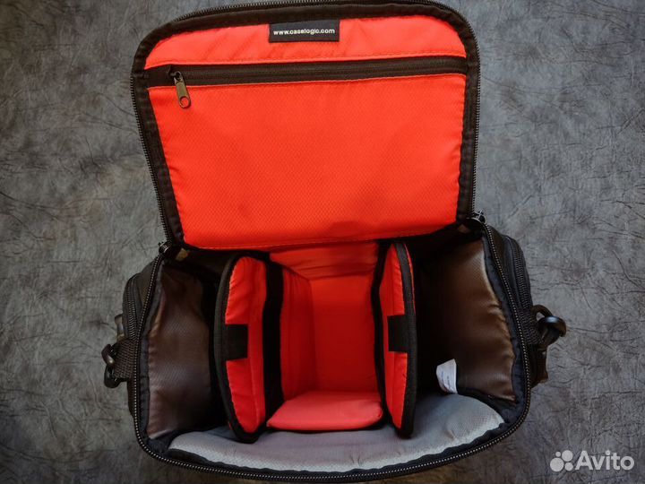 Фирменная сумка Case Logic под фотоаппарат