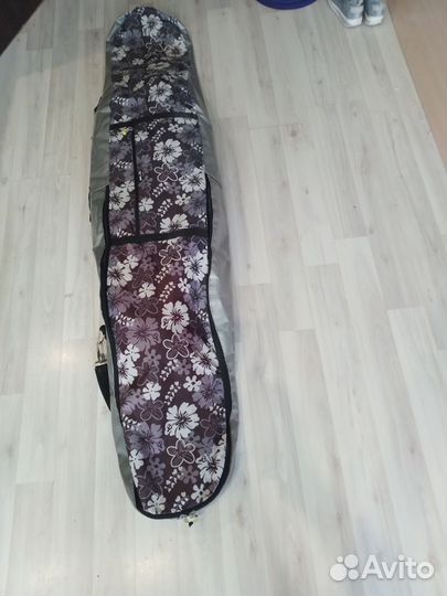 Сноуборд комплект(доска, крепления, боты, чехол)