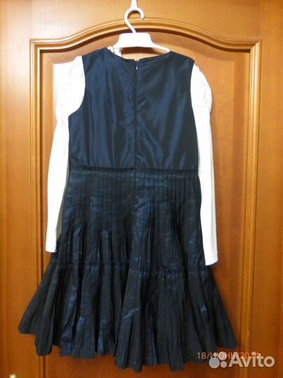 Школьный сарафан новый