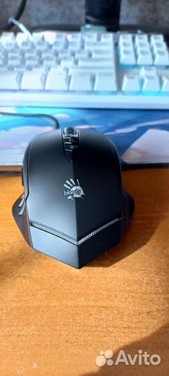 Игровая мышь bloody v8