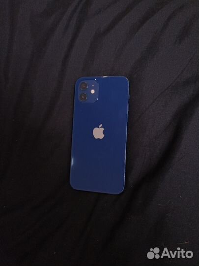 iPhone 12, 64 ГБ