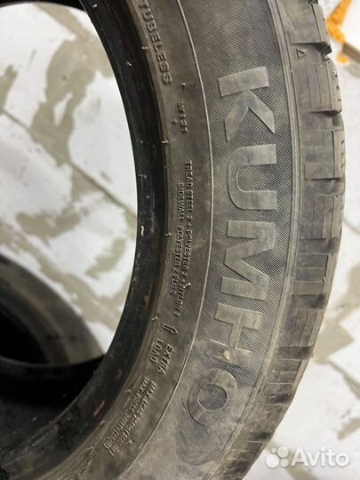 Kumho WinterCraft Ice WI31 215/55 R16