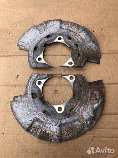 Suzuki kizashi суппорт тормозной передний