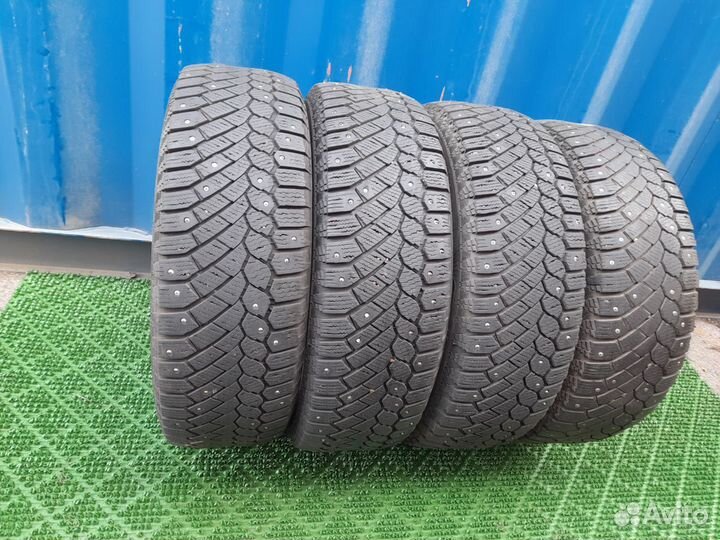 Continental ContiIceContact 195/65 R15 104T