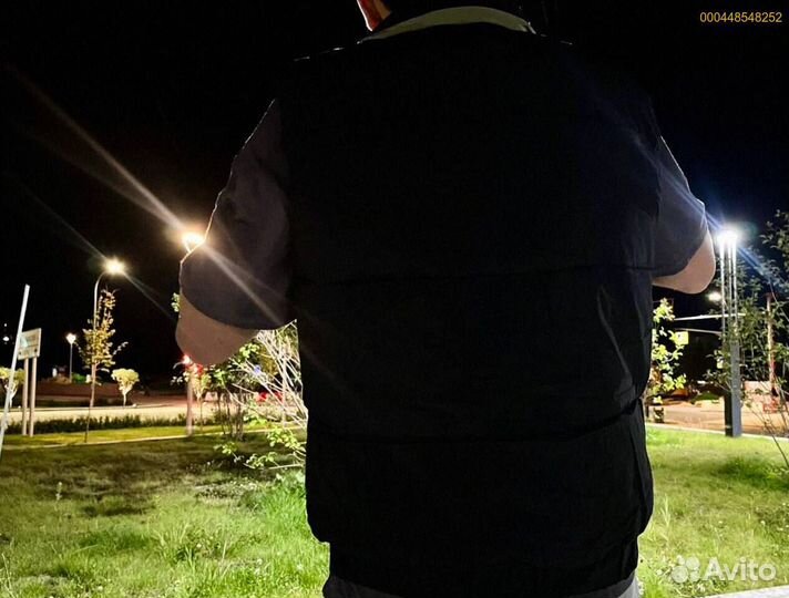 Жилетка (безрукавка) Gap