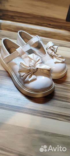 Туфли школьные, кроссовки adidas