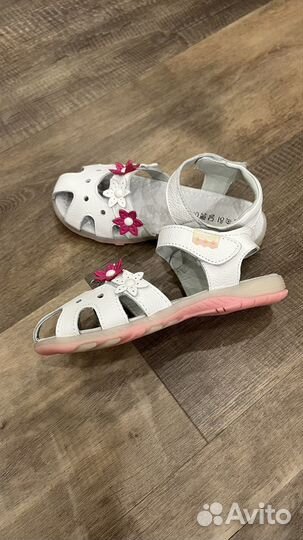 Сандалии новые натуральная кожа размер 31-32