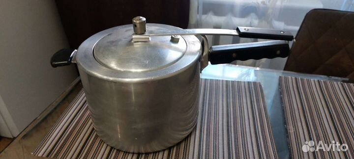 Кастрюля скороварка