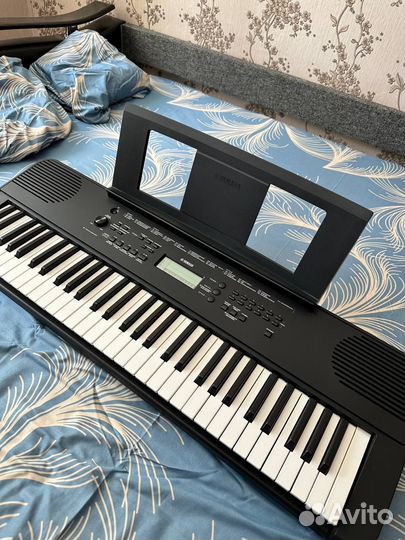 Синтезатор Yamaha PSR-E360B