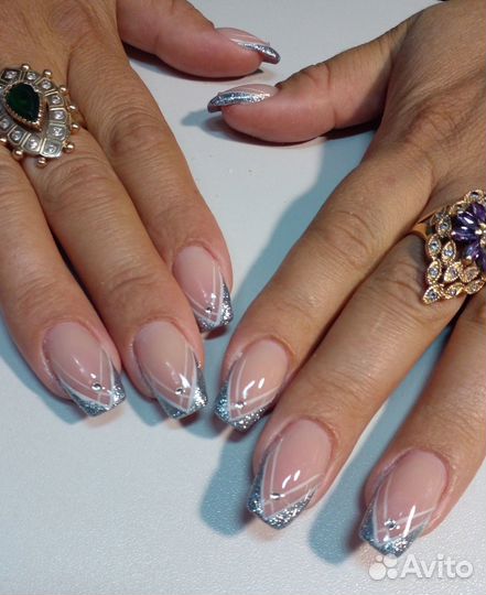 Наращивание ногтей