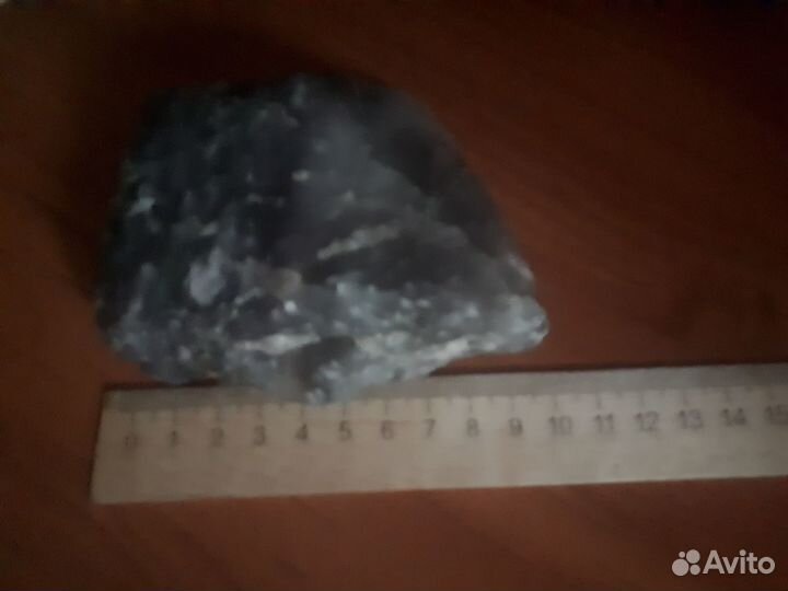 Камень нефрит