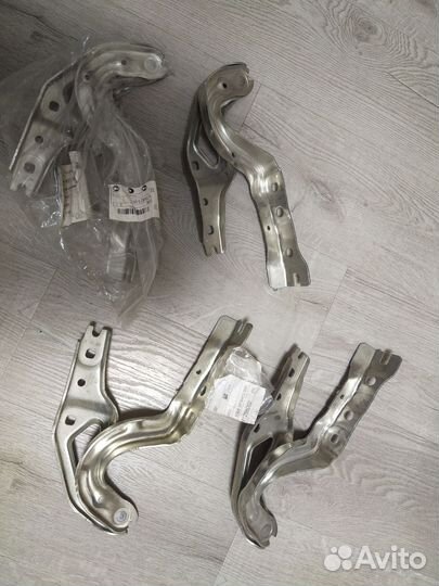 Петли капота skoda karoq 57a823301